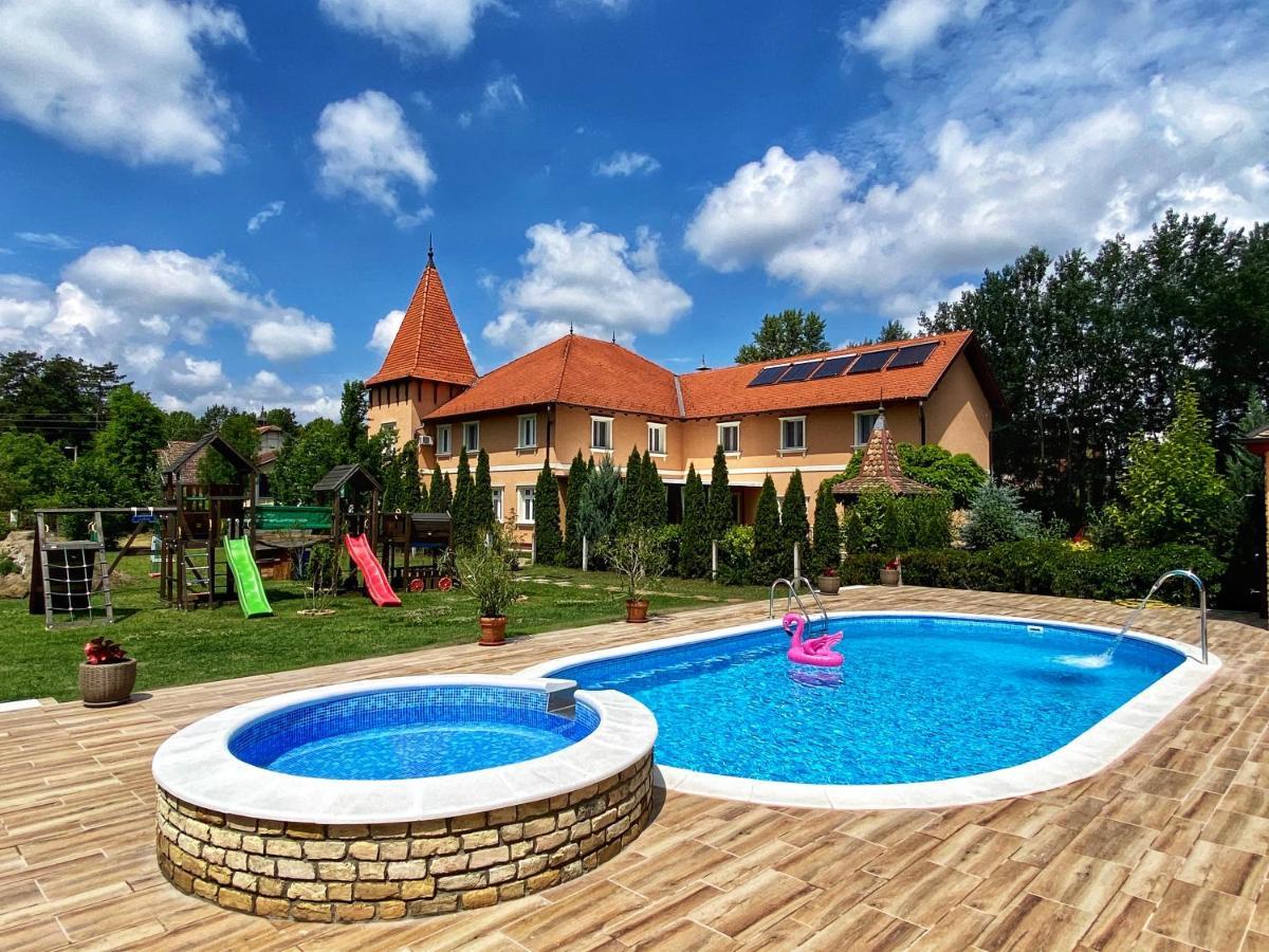 Villa Larus Palic Exterior photo