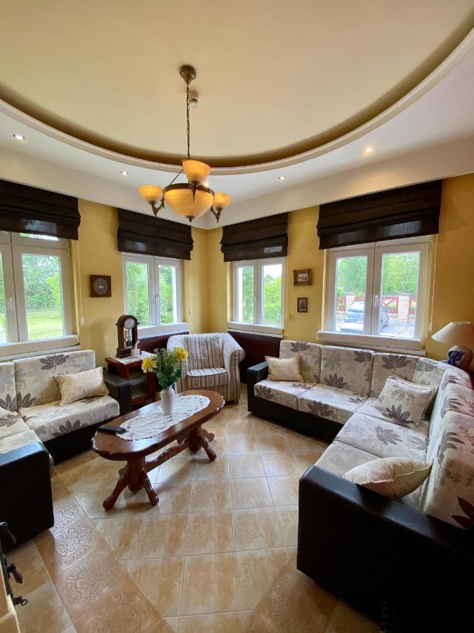 Villa Larus Palic Exterior photo